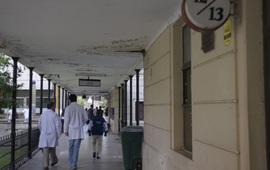 Imagen de Los m&eacute;dicos de los efectores provinciales cumplen desde hoy un paro por 48 horas