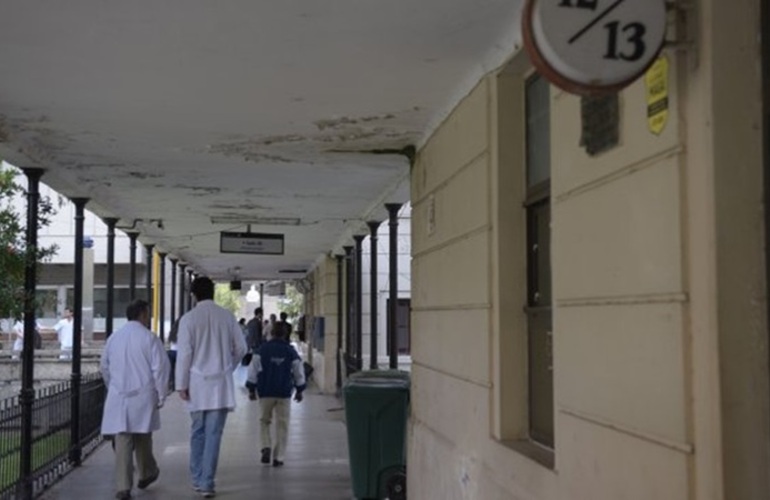 Imagen de Los m&eacute;dicos de los efectores provinciales cumplen desde hoy un paro por 48 horas