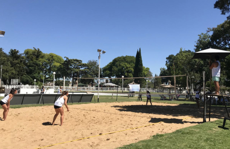 Imagen de Torneo de Beach Voley femenino y masculino en Uni&oacute;n