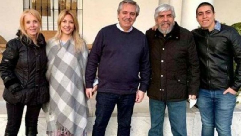 Imagen de Esc&aacute;ndalo por el vacunatorio VIP: m&aacute;s de diez allegados al poder fueron vacunados