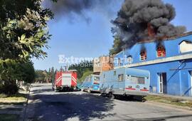 Imagen de Incendio de consideraci&oacute;n en una propiedad de Alvear