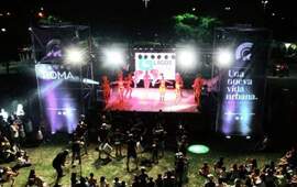 La reconocida comparsa de Acebal UniBer&aacute; form&oacute; parte del evento.