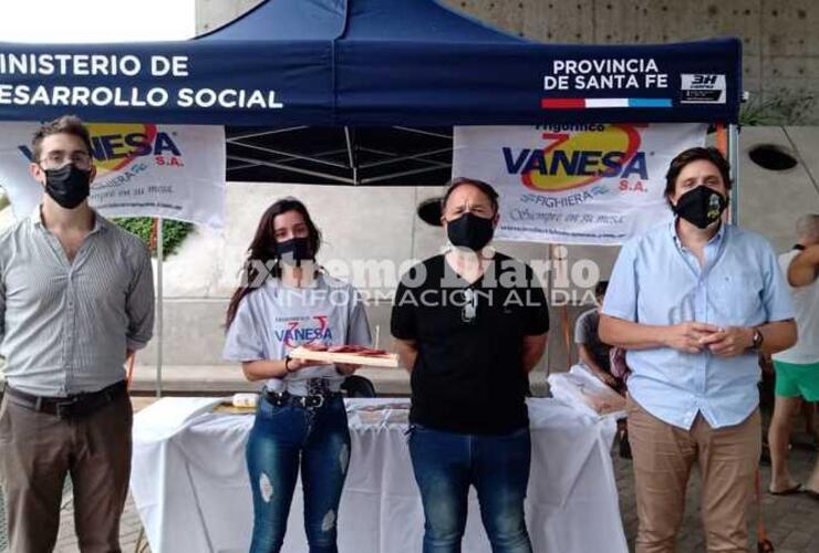 La Feria se realizó en la explanada del Acuario de Rosario