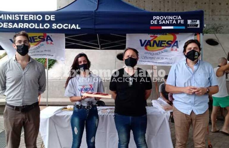 La Feria se realizó en la explanada del Acuario de Rosario