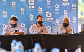Ferri junto al interventor de la EPE, Caussi, y representantes del Ministerio de Ambiente y Cambio Clim&aacute;tico.