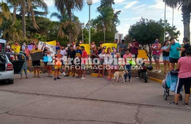 Imagen de Movilización en pedido de justicia por un joven de la localidad