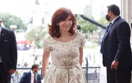 Imagen de Pol&eacute;mica por la entrada de Cristina Kirchner al Congreso sin el barbijo puesto