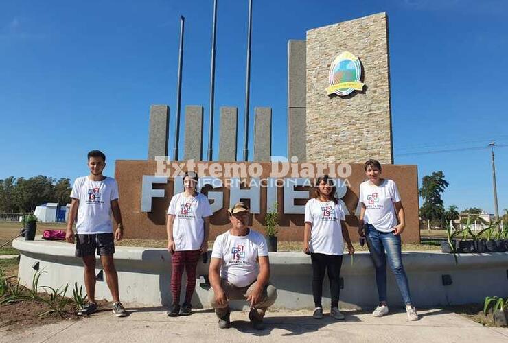 En esta ocasión embellecieron el monumento de Marconi y ruta 21