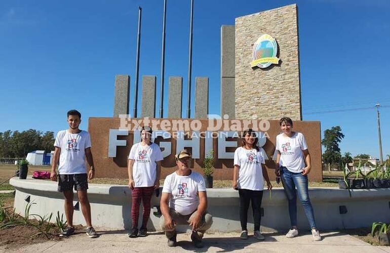 En esta ocasión embellecieron el monumento de Marconi y ruta 21