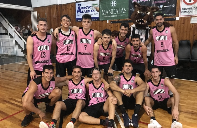 Imagen de Debut y triunfo para Unión ante Alumni por 82 a 52 en la fecha 1 de la A2