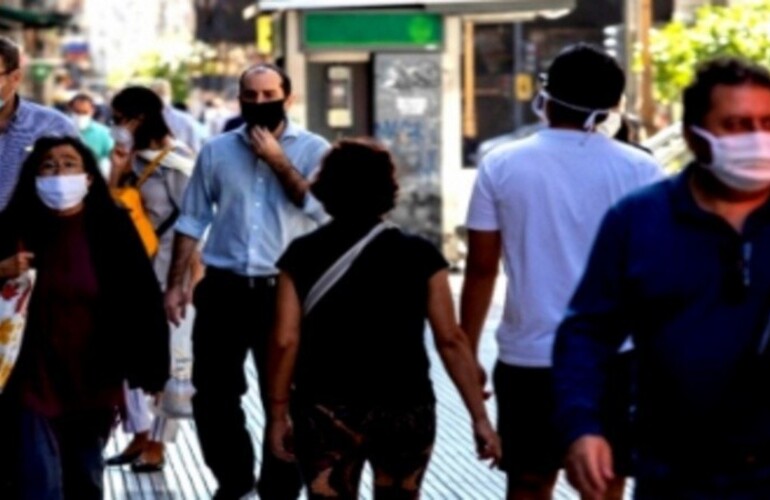 Se esperan nuevas medidas, entre ellas, la reducción de vuelos provenientes de ciertos destinos del exterior. Se esperan nuevas medidas, entre ellas, la reducción de vuelos provenientes de ciertos destinos del exterior.