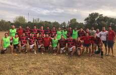 Tremendo debut del equipo arroyense. (Foto: Facebook Rugby CAT)