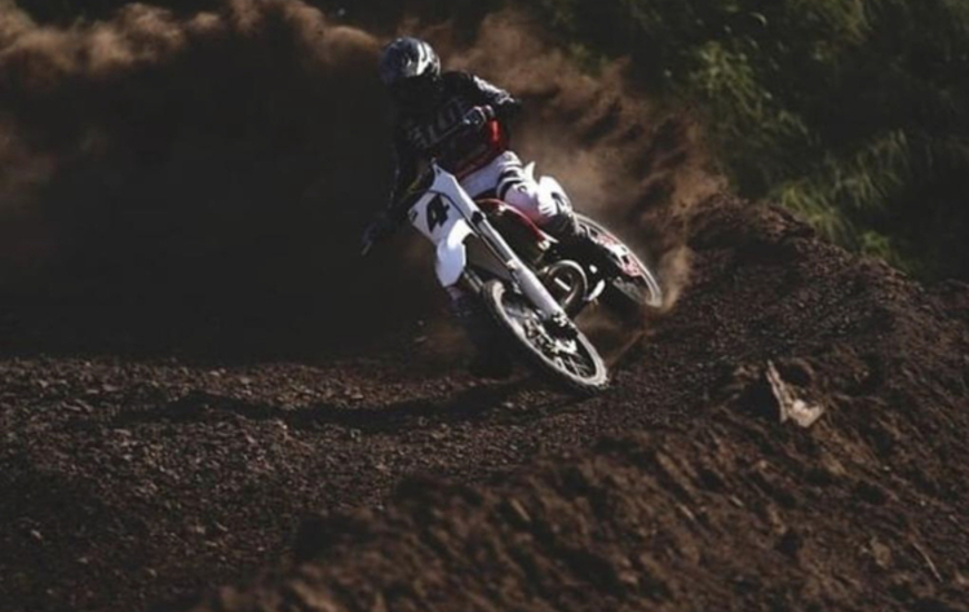 Imagen de Nicol&aacute;s Traverso, sali&oacute; primero en MX2, por la fecha 1 del Campeonato de Motocross Santafesino