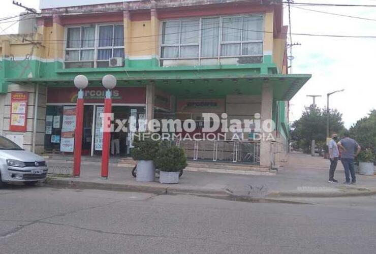 Imagen de Vuelve Empleados de Comercio al Supermercado ArcoIris