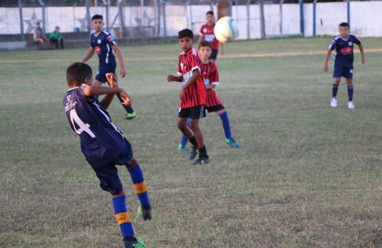 Imagen de Este miércoles, jornada amistosa de fútbol entre Athletic y Unión