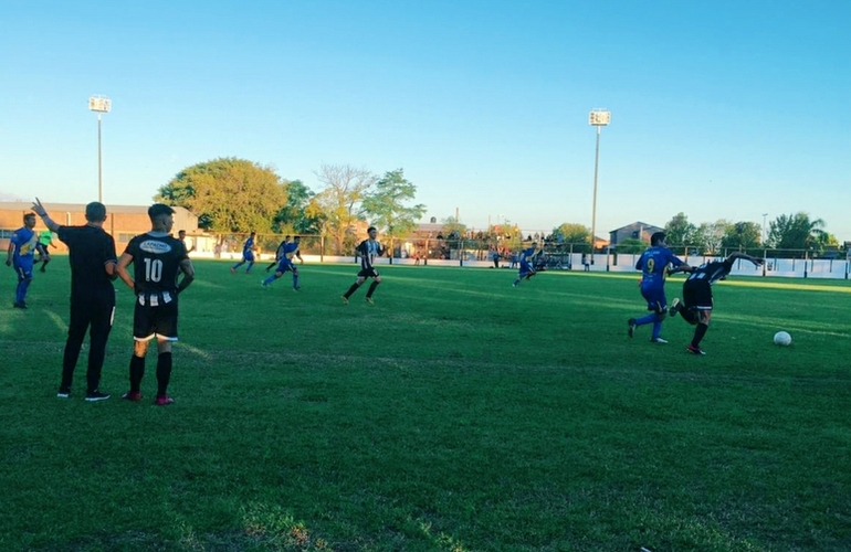 Uni&oacute;n volvi&oacute; a perder, esta vez en su casa con el "Monstruo".