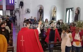 Imagen de Bajo protocolo covid, se celebr&oacute; el domingo de ramos
