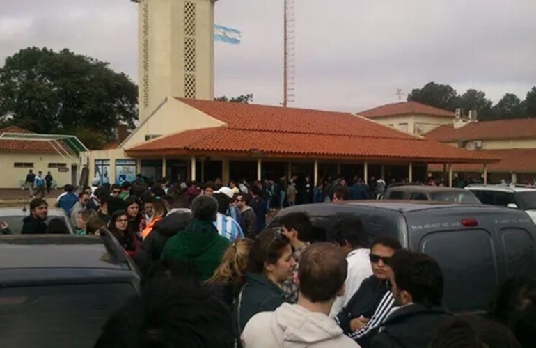 Paso de los Libres, uno de los 237 puestos de frontera terrestre que fueron cerrados desde hoy.