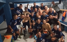 El plantel "Picante" celebr&oacute; su primera victoria en el Gabino.
