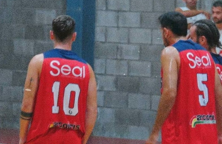 El "Gato" sumó otro triunfo y comienza a acomodarse en la Súperliga
