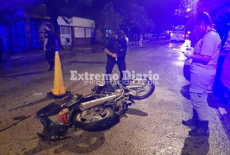 Imagen de Choque entre un remis y una motocicleta