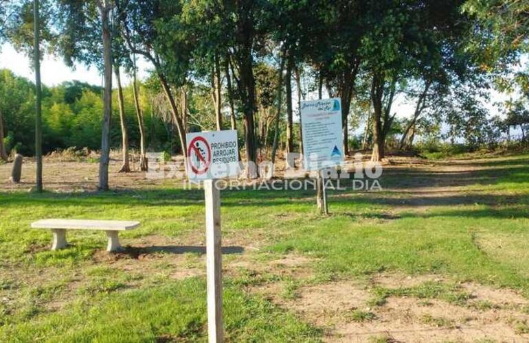Imagen de Mirador del Río: vecinos colocaron bancos y cartelería