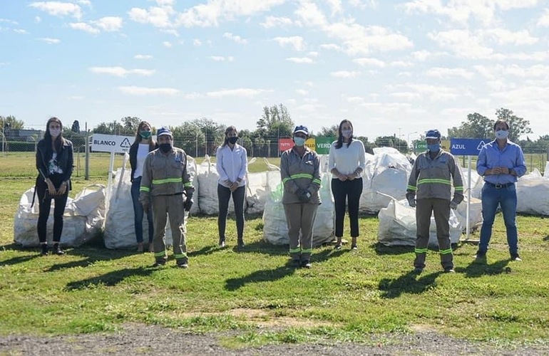 Imagen de &Eacute;rika Gonnet, Ministra provincial de Ambiente y Cambio Clim&aacute;tico, visit&oacute; General Lagos