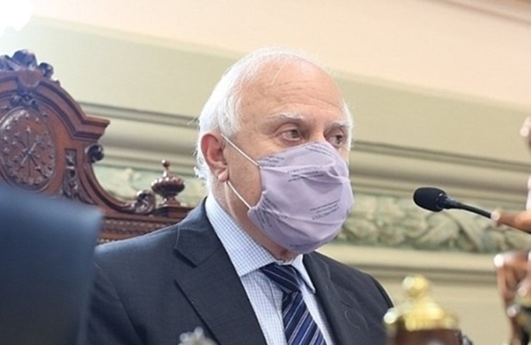 Imagen de Parte m&eacute;dico de Miguel Lifschitz