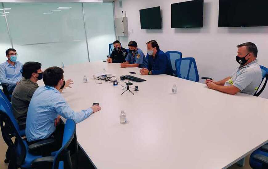 Visita en la sede de gobernaci&oacute;n en Rosario a la central 'El Ojo', del Ministerio de Seguridad de Santa Fe.
