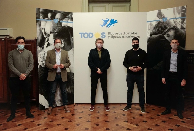 Ferri estuvo acompañado por el Intendente de Pérez, Pablo Corsalini.