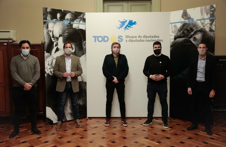 Ferri estuvo acompañado por el Intendente de Pérez, Pablo Corsalini.