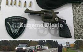Imagen de Llevaba un arma de fuego en su veh&iacute;culo