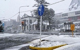 Imagen de Ushuaia registr&oacute; su primera nevada del a&ntilde;o