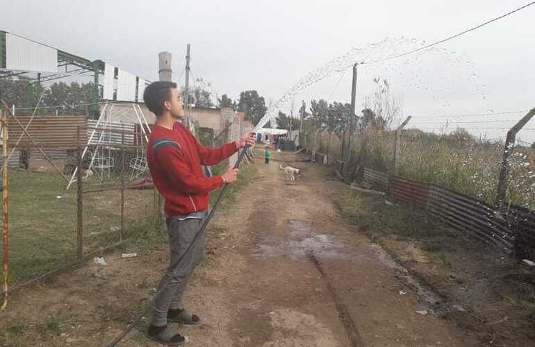 Imagen de Llegó el agua de red al acceso norte