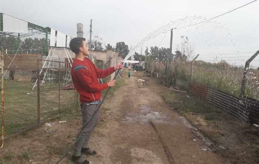 Imagen de Lleg&oacute; el agua de red al acceso norte