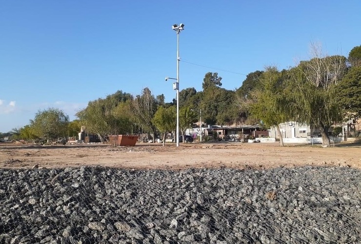 Imagen de La comuna y otras entidades, brindan conexión Wi-fi libre y gratuito, para alumnos/as del barrio La Costa.