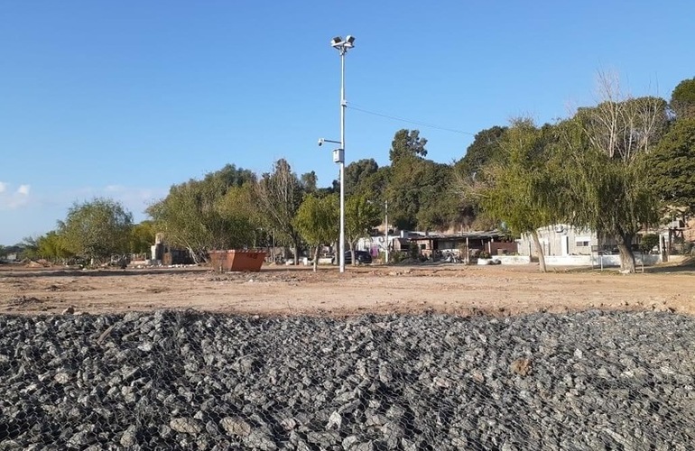 Imagen de La comuna y otras entidades, brindan conexión Wi-fi libre y gratuito, para alumnos/as del barrio La Costa.