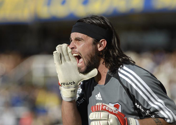 Juanma se puso el buzo de River, el mismo puesto que defendi&oacute; el gran Amadeo Carrizo.