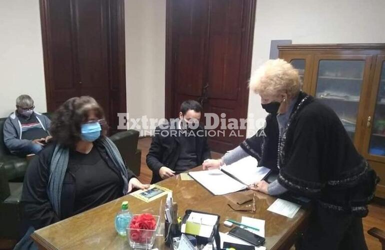 Sabbatini firmó las escrituras en Santa Fe