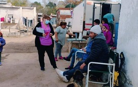 Imagen de Covid-19: Referentes del CIC y SAMCo �Eduardo Matteo�, realizaron un relevamiento en barrio La Costa.