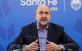 Imagen de Perotti confirm&oacute; que cuando avance la vacunaci&oacute;n Santa Fe implementar&aacute; el pase sanitario