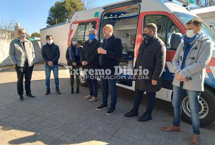 Imagen de Nueva ambulancia de alta complejidad en el Hospital N° 50