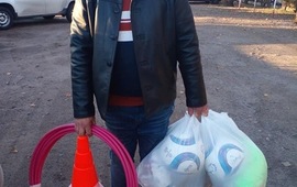 Imagen de Sportivo Figherense, recibi&oacute; materiales deportivos de parte del senador Marcelo Lewandowski