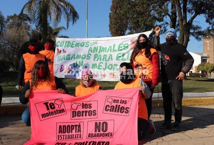 Integrantes del grupo de proteccionistas.