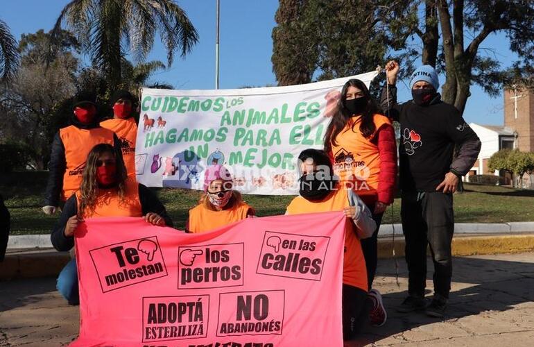 Integrantes del grupo de proteccionistas.