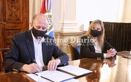 Gobernador Omar Perotti y Senadora Mar&iacute;a de los &Aacute;ngeles Sacnun