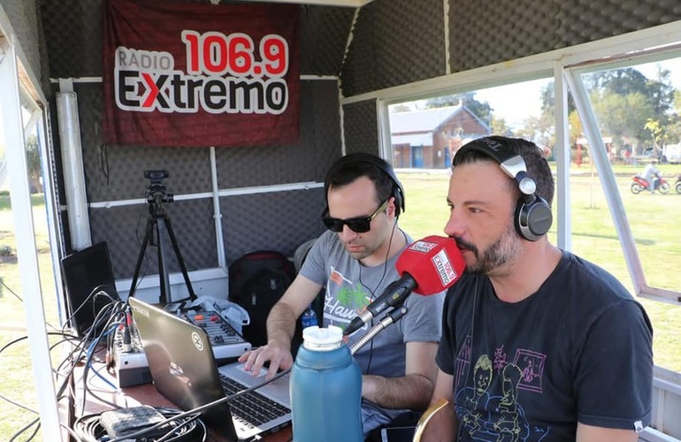 Imagen de Gran jornada de radio en vivo en el Paseo Pedro Spina