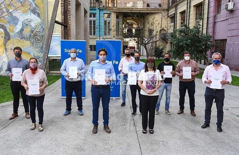 Stangoni participó de la firma del convenio