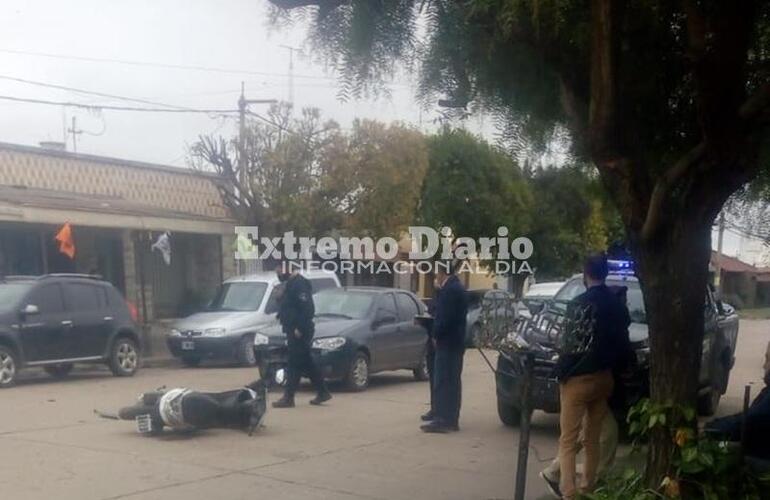 Imagen de Choque entre una moto y un autom&oacute;vil