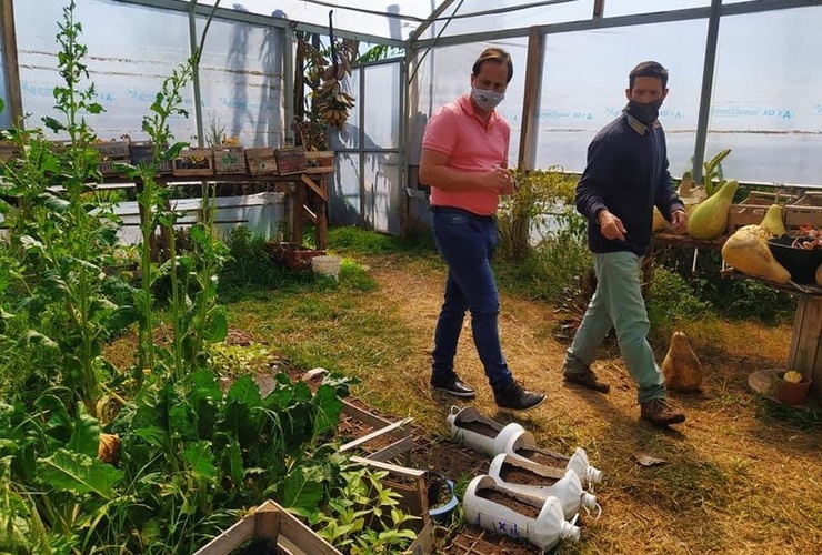 Imagen de El presidente comunal Esteban Ferri, recorrió el vivero Estación Verde, en la previa de su 3er Aniversario.